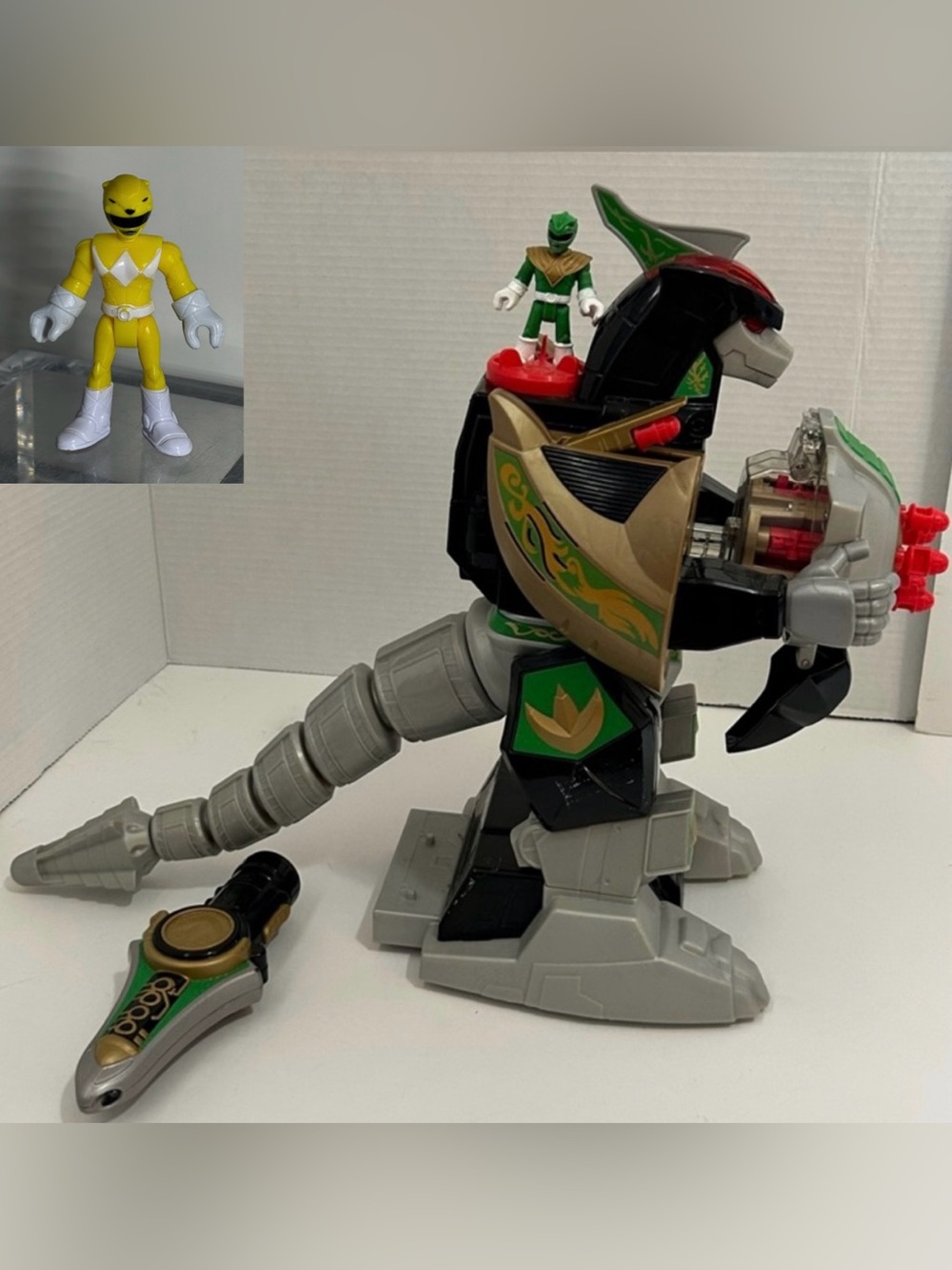 Complete Imaginext Power Rangers Dragonzord w/Green & Yellow Ranger - Picture 9 of 17